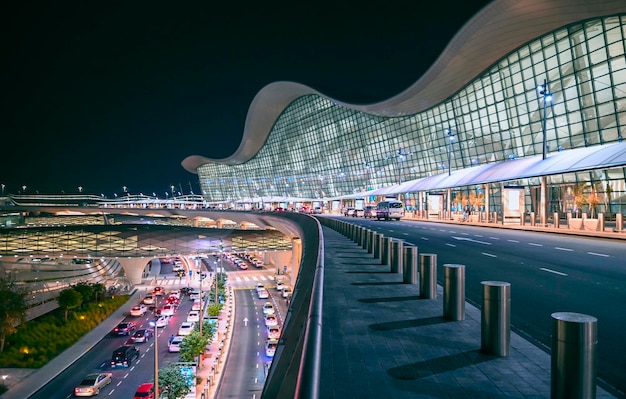Abu Dhabi Airport Transfers - Private & Shared Shuttles, Taxis & Limousines