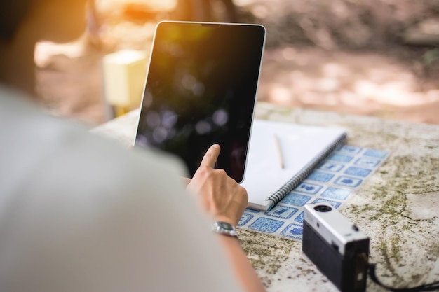 Anpassen an den Wundel: Der Trend zum digitalen Nomaden im Reiseverkehr