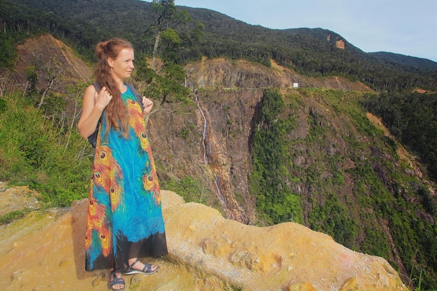 Anila Quayyum Agha's Innovative Approach to Redefining Sacred Spaces