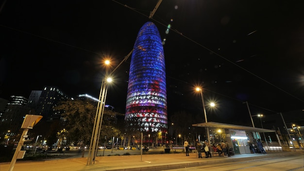 Barcelona raises nightly tourist fee to 10–15€: effects for travelers and drivers