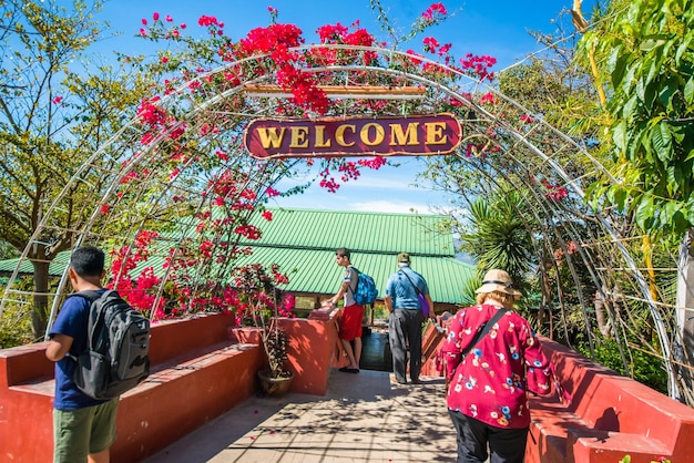 3月に訪れるべき場所休暇のアイデア