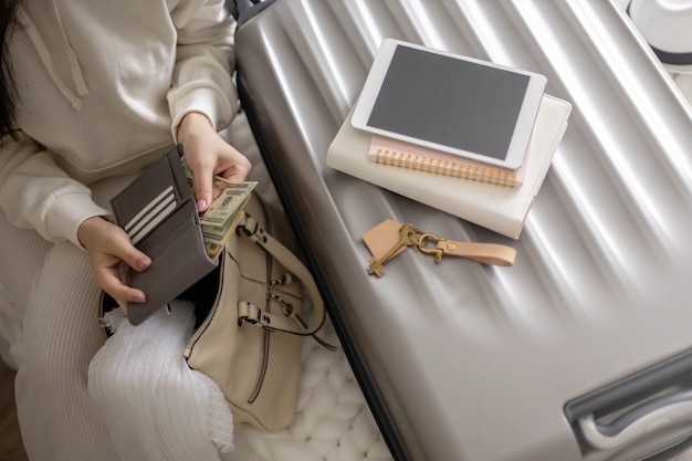 Budget-Friendly Luxury Private Drivers vs Traditional Taxis