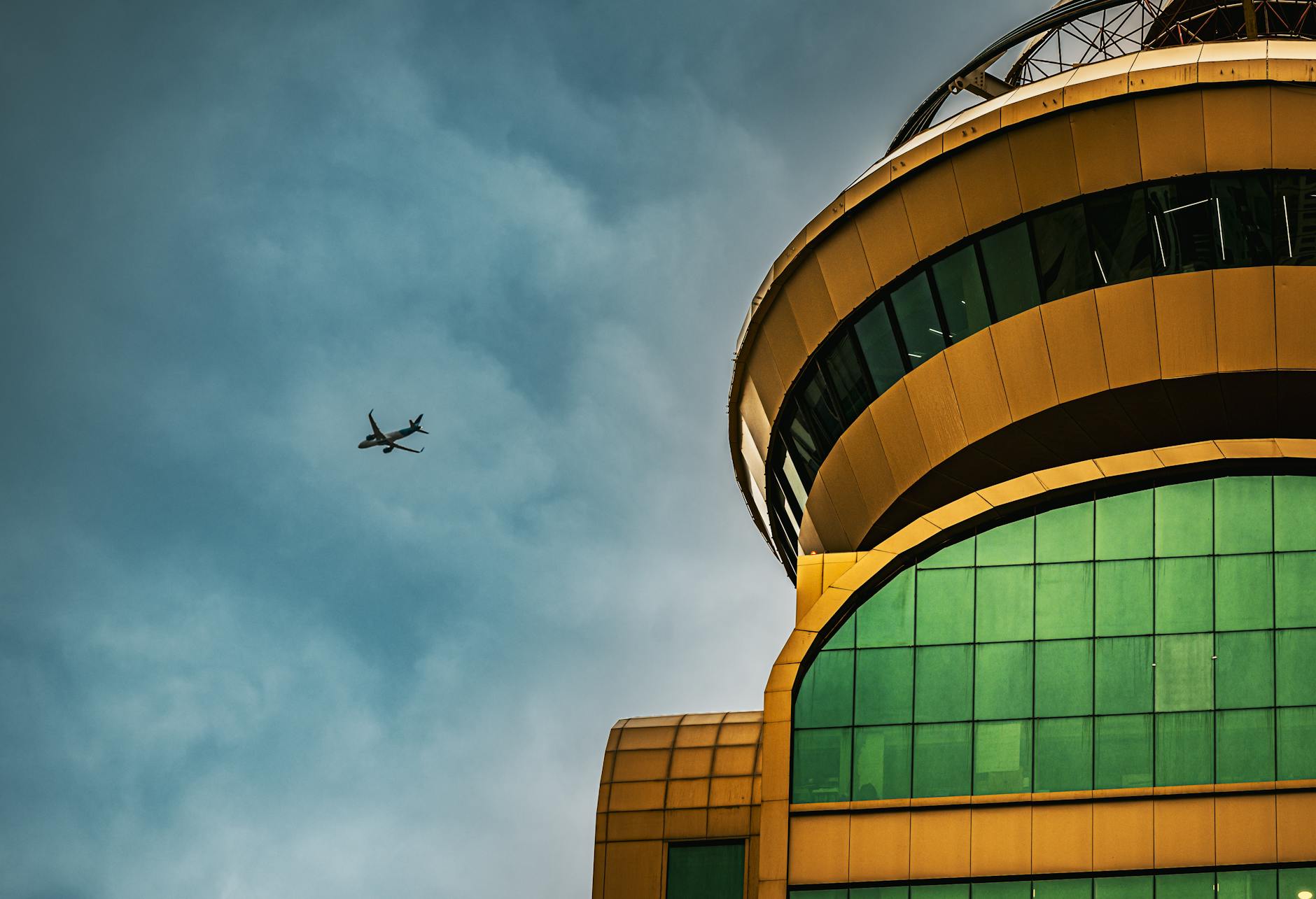 DGCA expands 48-hour free cancellation for flight tickets and tightens refund timelines