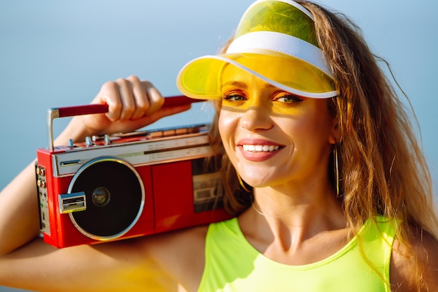 Nicky Jam felhevíti a Virgin Voyages 2025-ös ünnepi hajóútjait