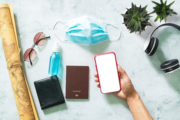 How Expanded Mobile Safety Alerts Could Improve Tourist Protection During Weather Warnings in the Canary Islands