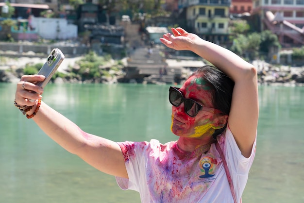 Trending Holi Getaways: Topp fem destinationer för en färgstark flykt