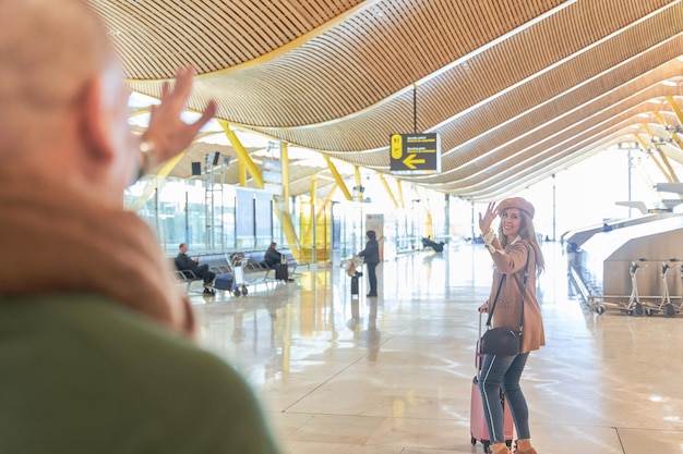 From Alicante-Elche Airport to the City - Shuttle Bus, Taxi, Car Rental, Prices & Practical Tips