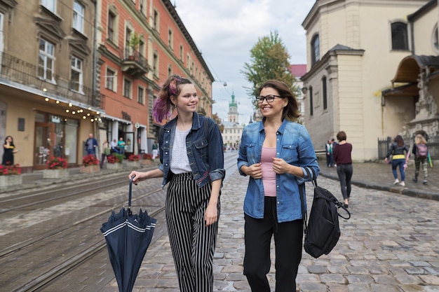 Getting Around Poznan - A Practical Guide to Public Transit