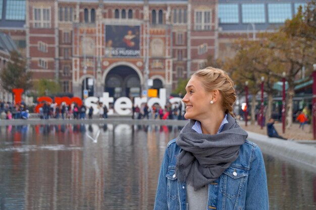 Getting to Amsterdam from Schiphol Airpout - Trains, Buseset Taxis