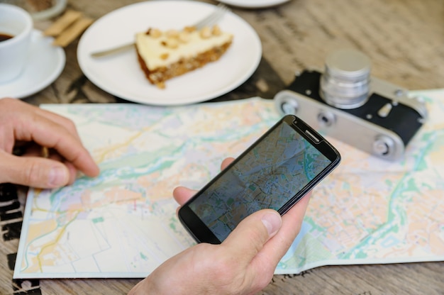 How GPS Tracking Is Changing Vehicle Security for Travellers and Transport Businesses