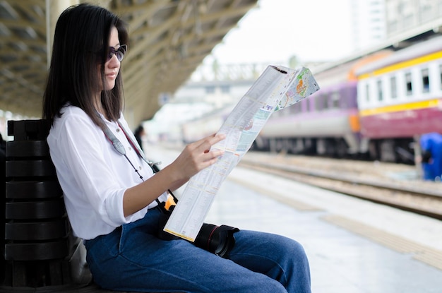 Συστάσεις για τους Ινδικούς Σιδηροδρόμους για την αύξηση των εσόδων μέσω της προσαρμογής των ναύλων