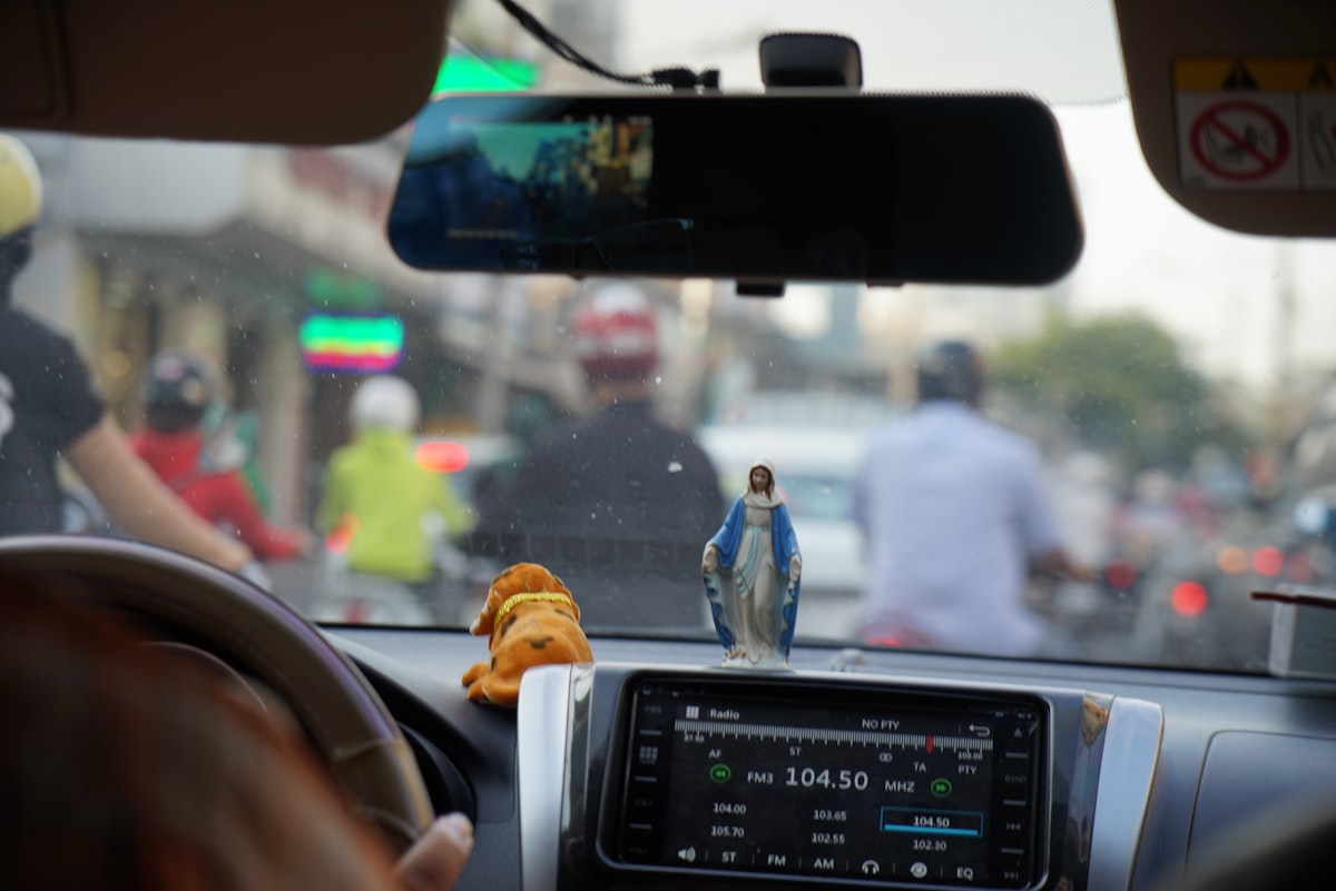 Is There Uber in Bali 2025? Best Alternatives to Uber (Gojek, Grab, and GoTo)