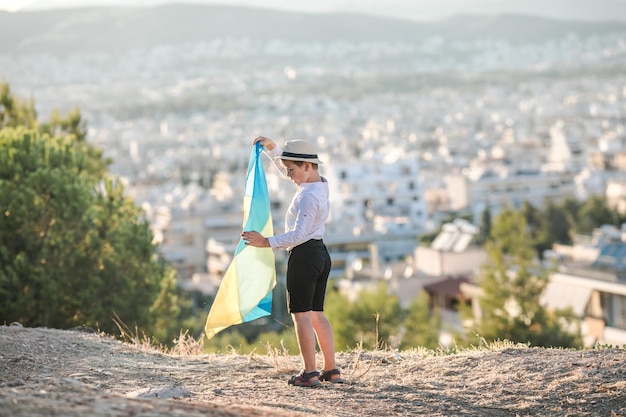 Розкриваємо чарівність пляжу Коньяалти та його дивовижних околиць в Анталії