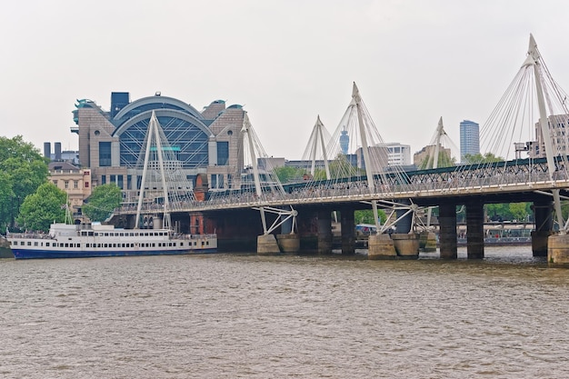 London Bridge to Charing Cross - Your Essential Guide