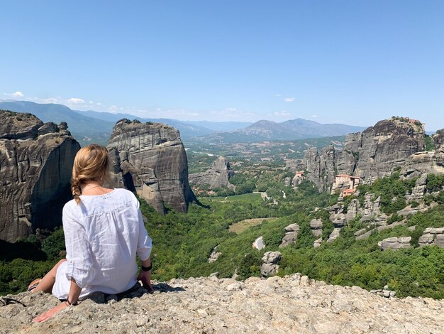Meteora Greece - The Essential Guide to Visiting Monasteries