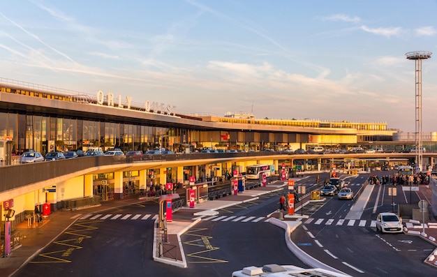 Orly Airport in Paris - Quick and Easy Ways to Get There