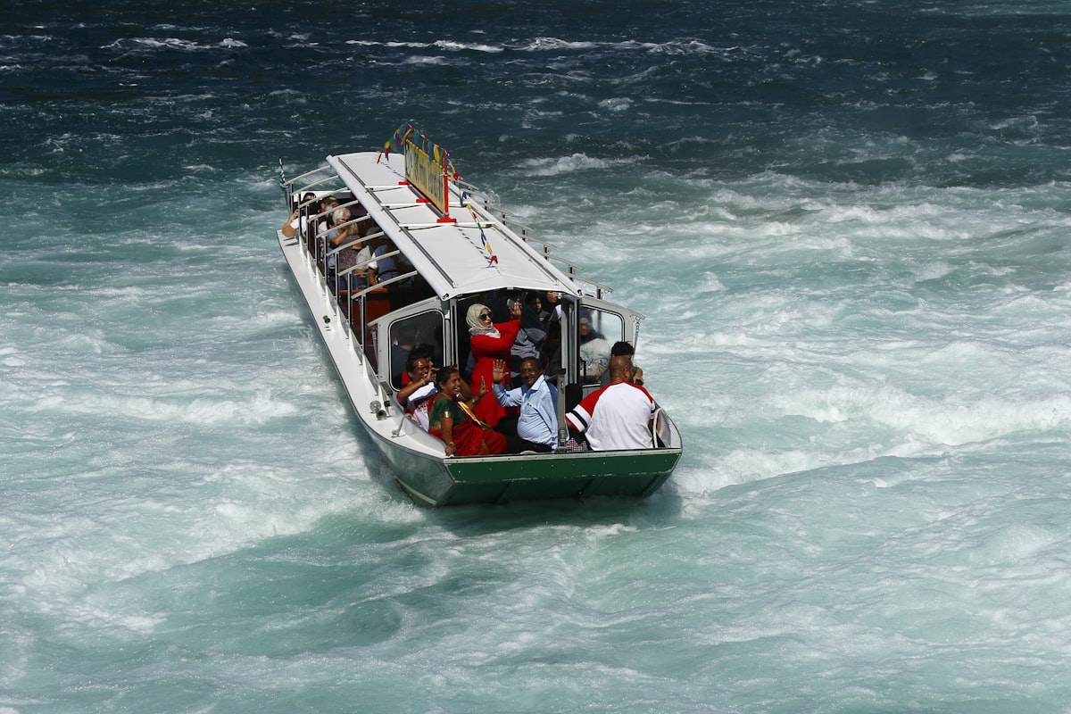 Tourist from Madurai Rescued After Being Trapped Between Rocks at Pondy Marina Beach