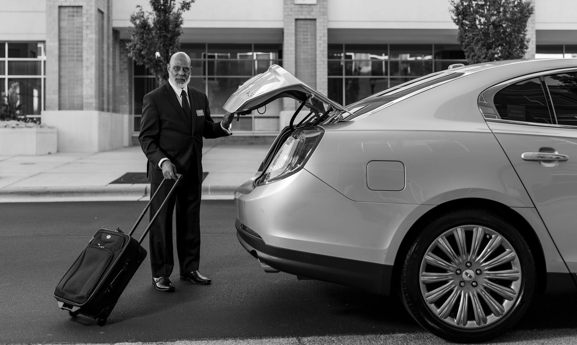 Private Chauffeur Services in Shanghai | Luxury Car & Personal Driver