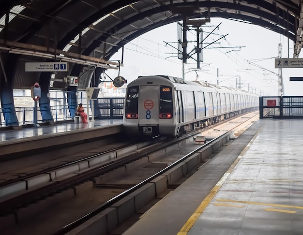 Railway Stations in Delhi - A Comprehensive Guide to Delhi's Major Rail Hubs