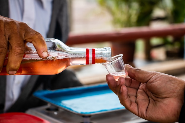 Важливі рекомендації щодо алкоголю для ірландських туристів, які відвідують Іспанію