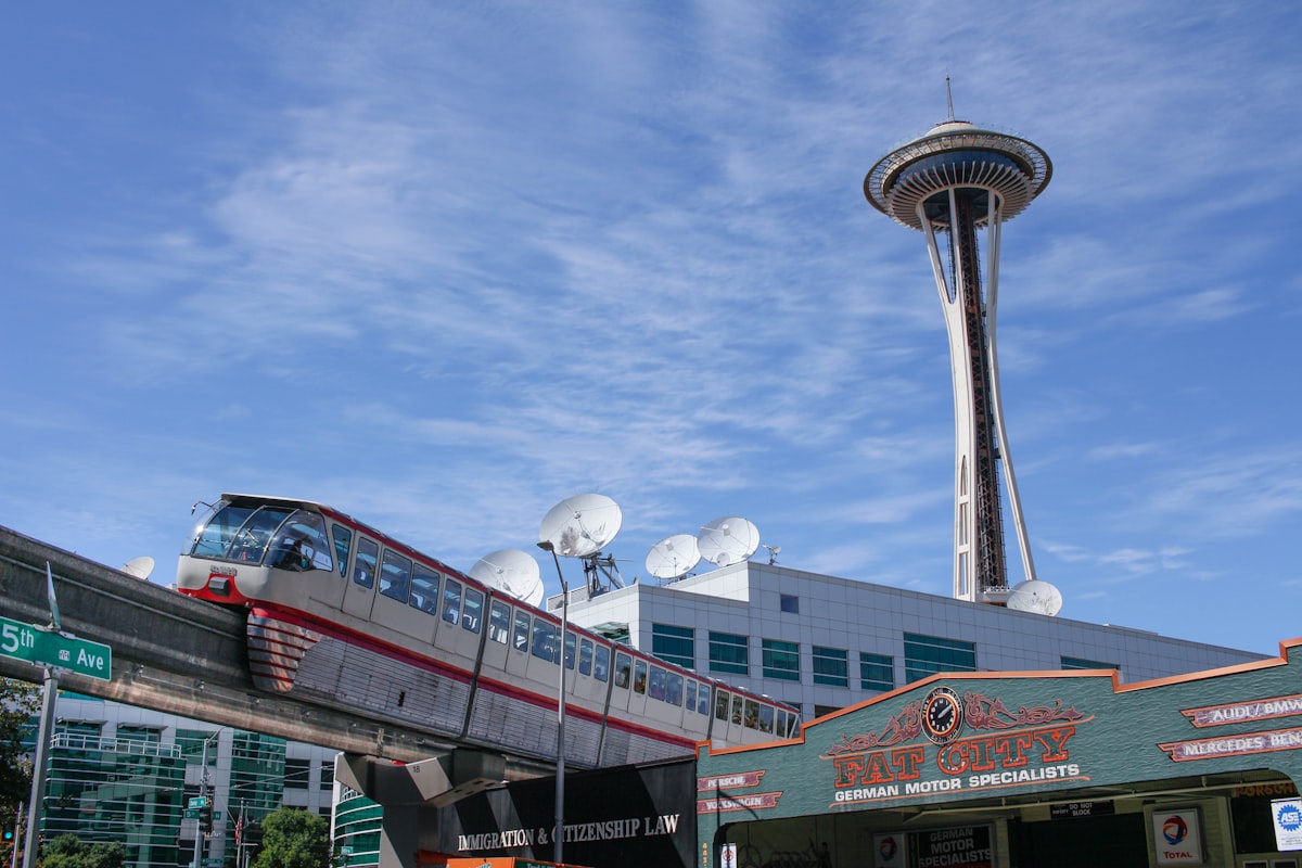 Seattle Car Service | Trusted Point-to-Point Luxury Transit Since 2007