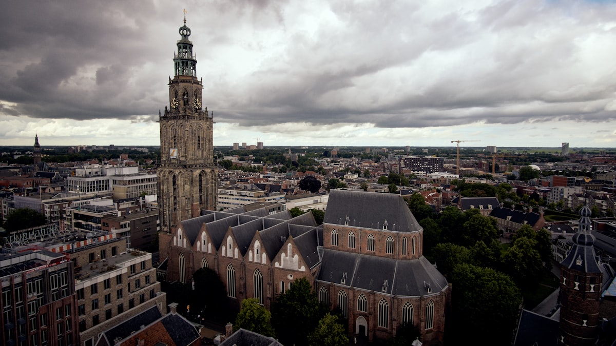 Taxi Transfers Groningen Airport Eelde - Reliable Airport Taxi to Groningen City Center