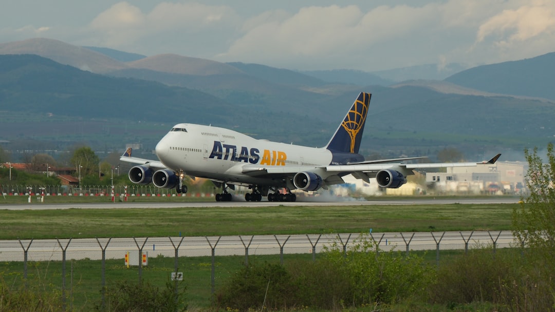 Taxi Transfers to and from Sofia Airport - Reliable 247 Service