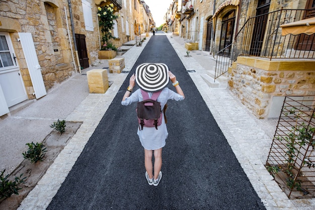 The Easiest Way to Get from Naples Airport to Positano - A Simple Guide