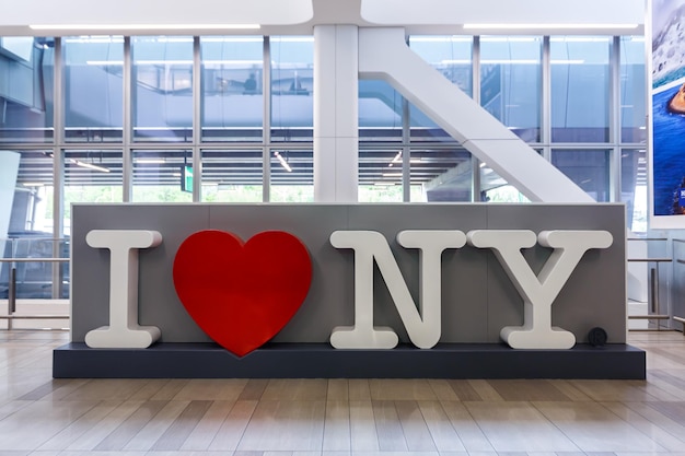 The Ultimate New York City Airport Guide - JFK, LGA, EWR Tips