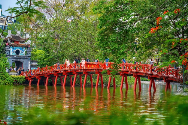 De Ultimate Guide to Things to Do in Hanoi