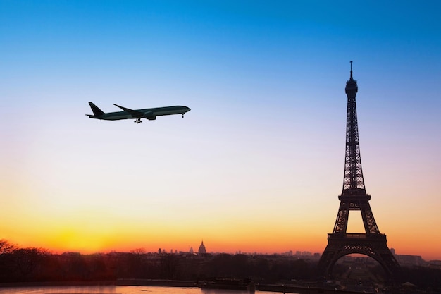 Top Paris Airport Hotel Transfers - Fast Shuttles &amp