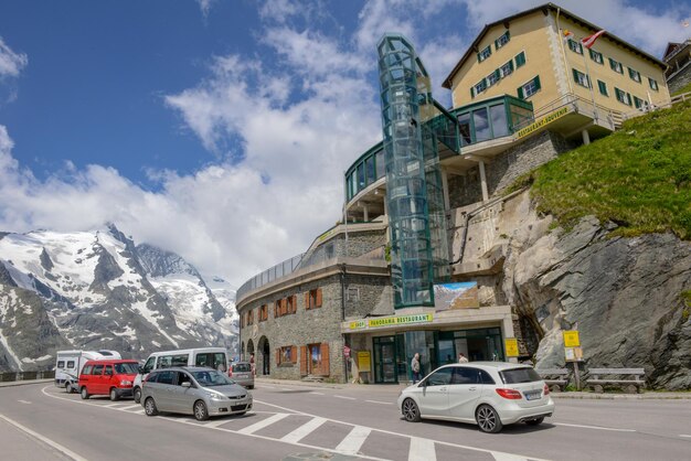Transfer from Zurich to Zermatt - Best Routes & Tips