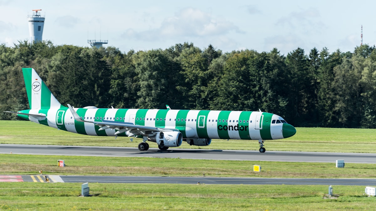 Transfer to Hamburg Airport (HAM) - Quick & Reliable - Trans