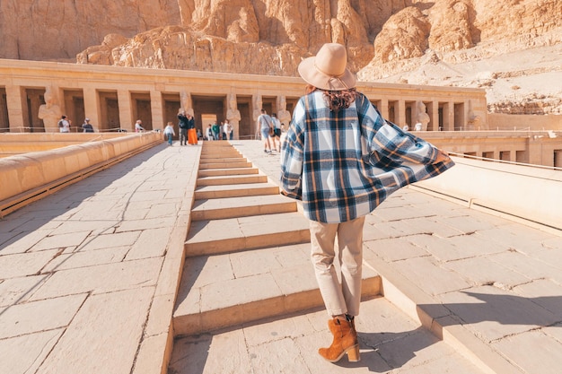 Transfer to Petra - How to Get to Petra from Amman