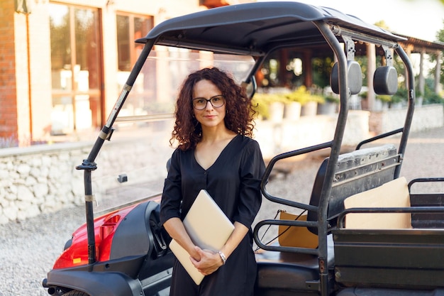 University of Leeds Chauffeur to Manchester Airport | Luxury Student Transfers