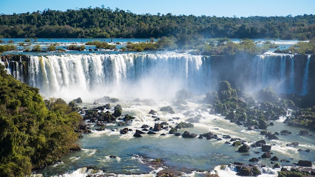 Victoria Falls Border Crossing Goes 24/7, Enhancing Regional Tourism and Trade Opportunities