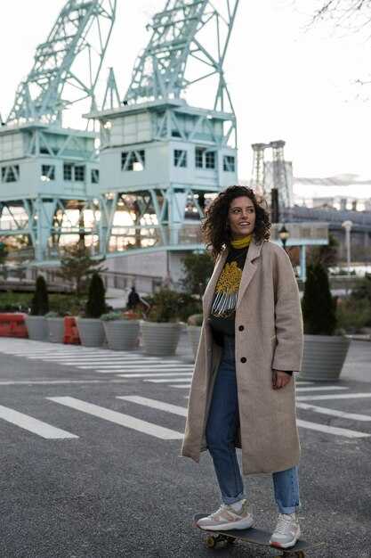 Beauvais Airport to Paris by Car: Route, Travel Time, Tolls, and Parking at Arrival