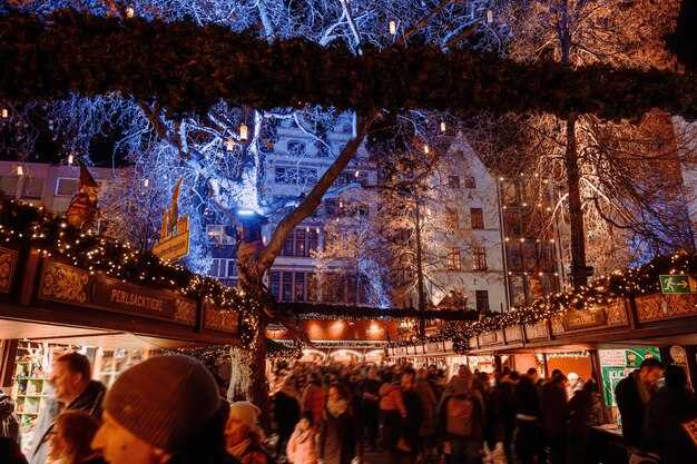 Festive locations and light displays: best routes for canal-side sights and photo spots