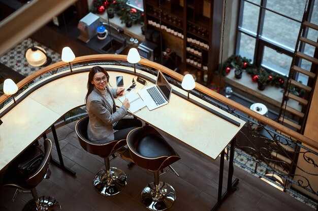 Pricing and pass options in Paris coworking: daily passes, flex desks, and member plans compared