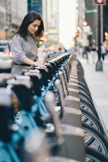 Landmarks and refreshment stops