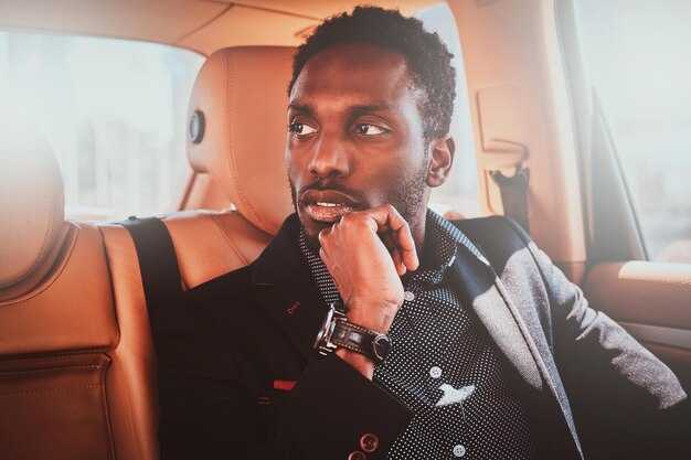 Black Car Limo Service: Luxury Chauffeur Cars for Airport Transfers from LaGuardia to Manhattan