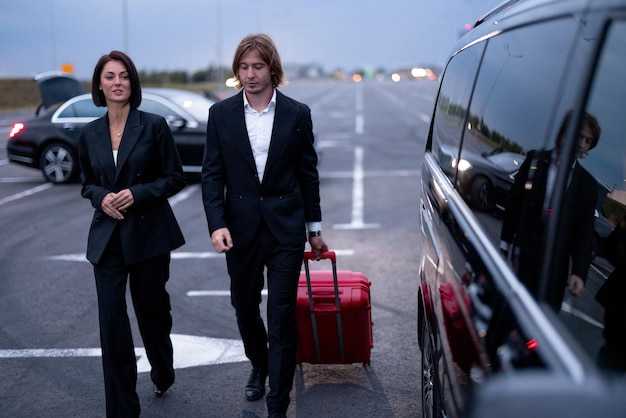 Book Airport Transfers from Toronto Pearson Airport (YYZ) Today - Fast & Reliable