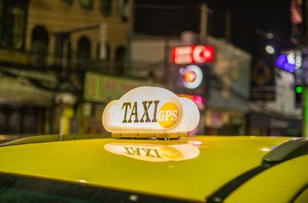 Top apps for real-time Salzburg taxi tracking and ride status