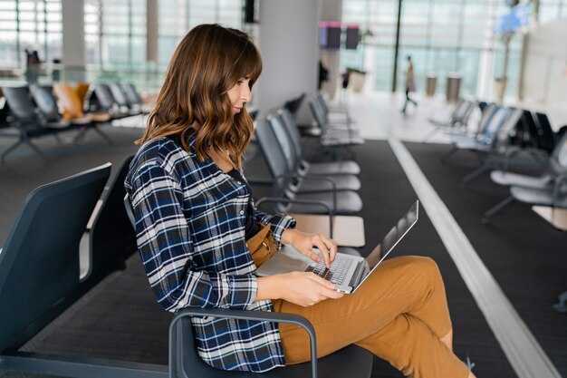 Booking and Access Methods: Online, At the Desk, or With Airline Status