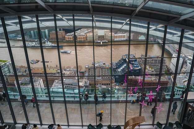 From BUD to Budapest city center: rail, bus, taxi and rideshare options