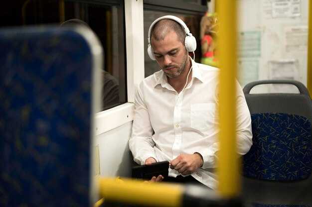 What’s Included in a Chauffeured Bus Rental (and What Isn’t)