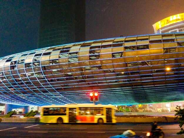 Taxi Option: From Ho Chi Minh City (SGN) to Vung Tau by taxi – costs, travel time, and booking tips