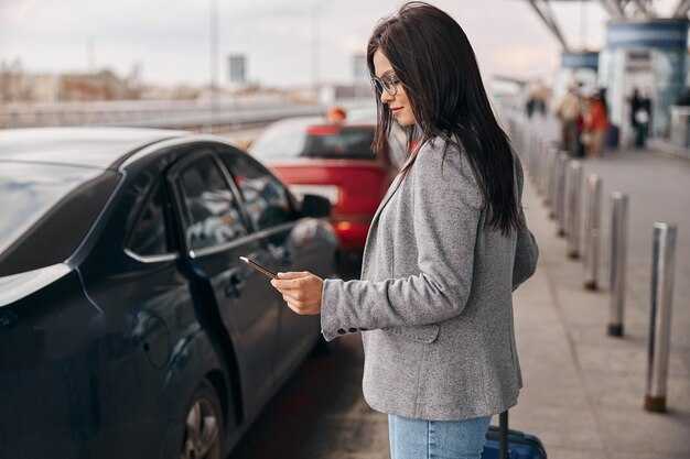 Step-by-step: how to book a cheap car rental at Melbourne Airport online