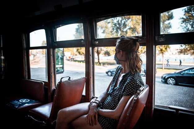 Planning airport transfers to Malpensa: meet-and-greet, waiting times, and flight tracking