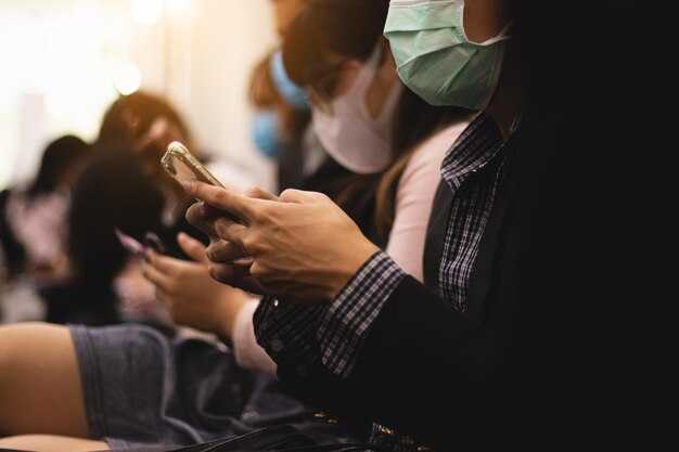 Temporal alignment: identifying response windows and lag between policy announcements and online discourse